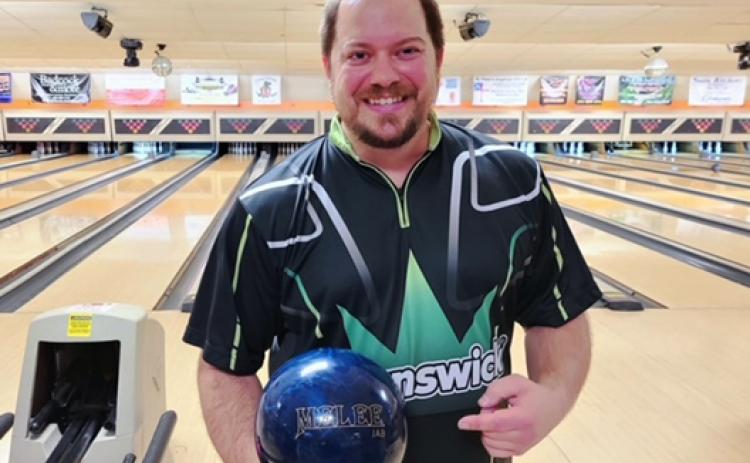 Palatka resident Kelly Lake is trying to make it on the Professional Bowlers Association Tour. (Courtesy photo from Kelly Lake)