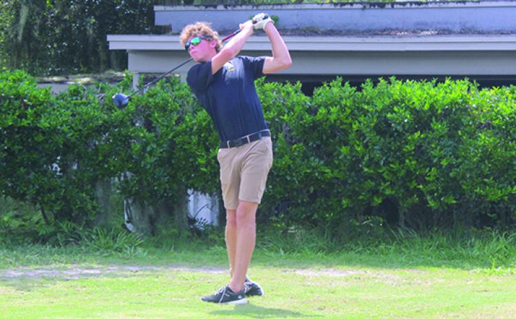 Palatka’s Cayden Annis shot a 44 in his team’s tri-match with Menendez and Peniel Baptist Academy on Monday. (MARK BLUMENTHAL / Palatka Daily News)