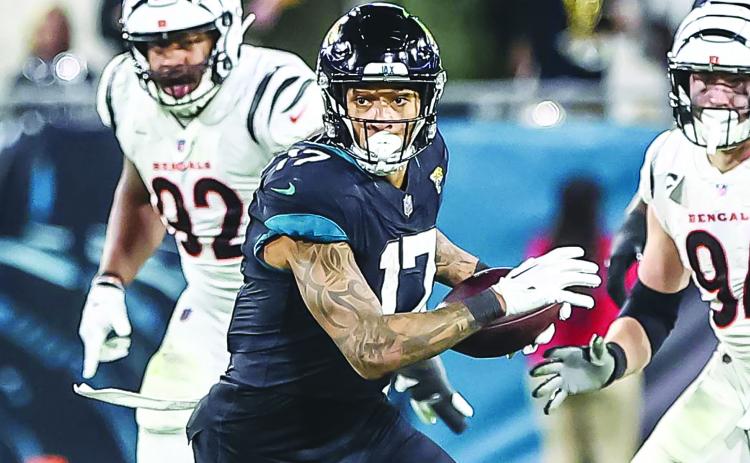 Only Zach Ertz in 2018 had more catches in the tight end position in a season than Jacksonville’s Evan Engram (114 catches) did this past year. (JOHN STUDWELL / Special to the Daily News)